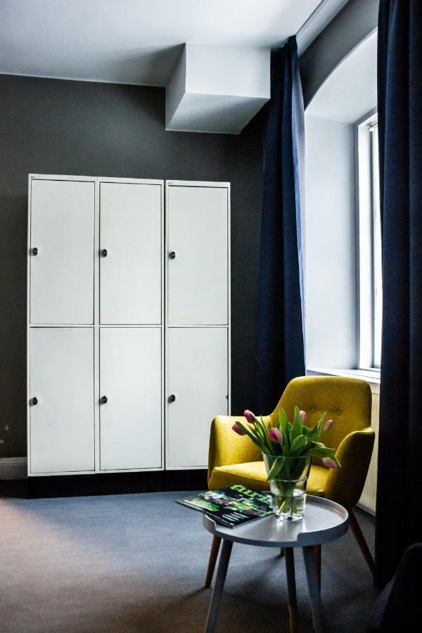 Bed in Dormitory (Mixed),943538470:JPEG